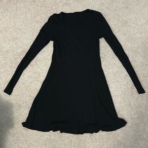 Black long sleeve dress